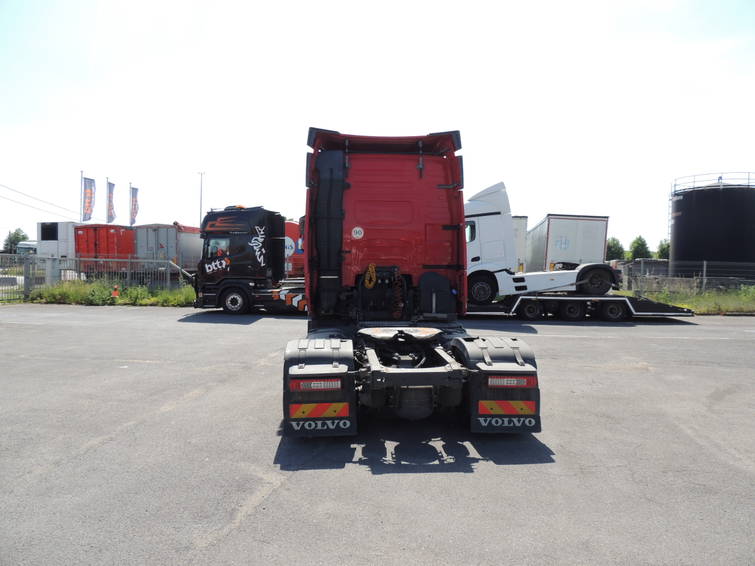 Volvo FH 460 globetrotter 8