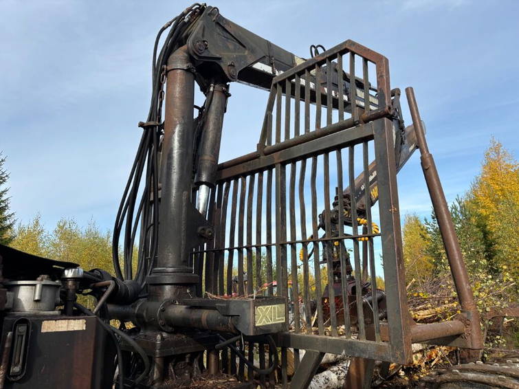 Valmet 836 23