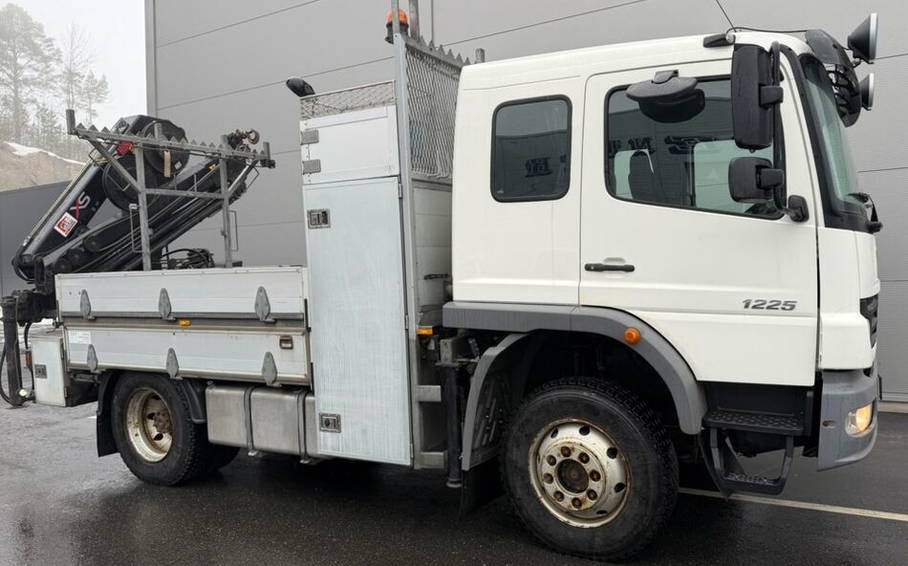 Mercedes-Benz Atego 1225 4x4 AWD Hiab 088 Reach 13.4m 1