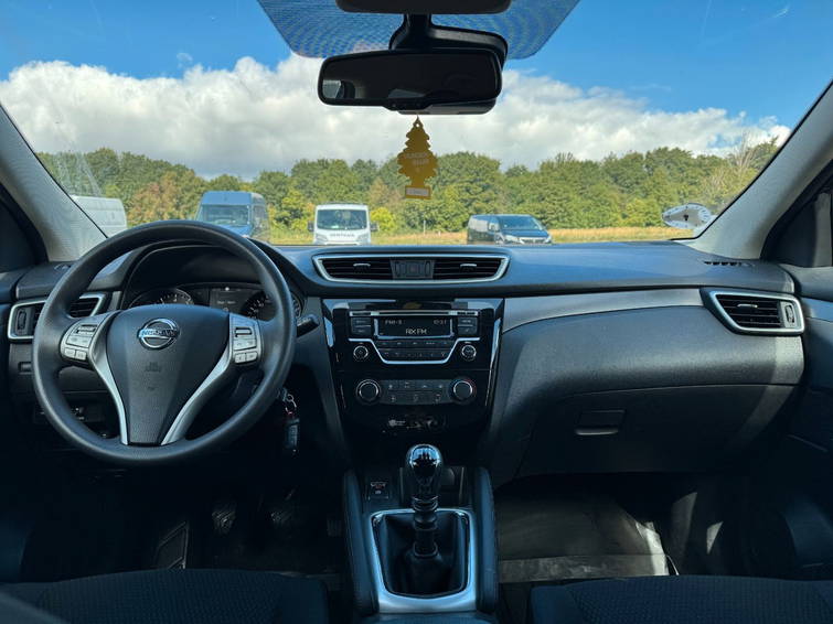 Nissan Qashqai DIG-T 6 M/T 116 PS 47932 Visia 13