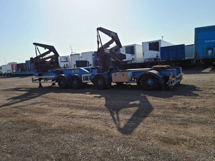 Hammar 36 TON 195D Sideloader 8