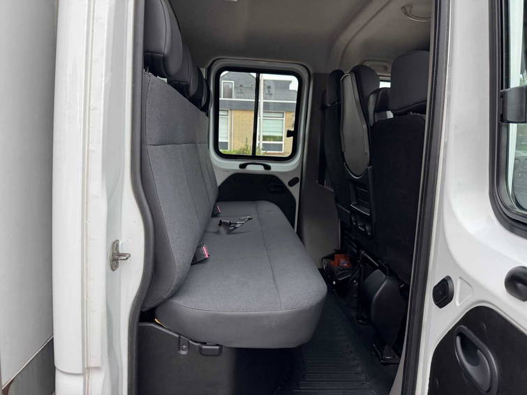 Renault Master T35 2.3 dCi L3H2ELDC 18