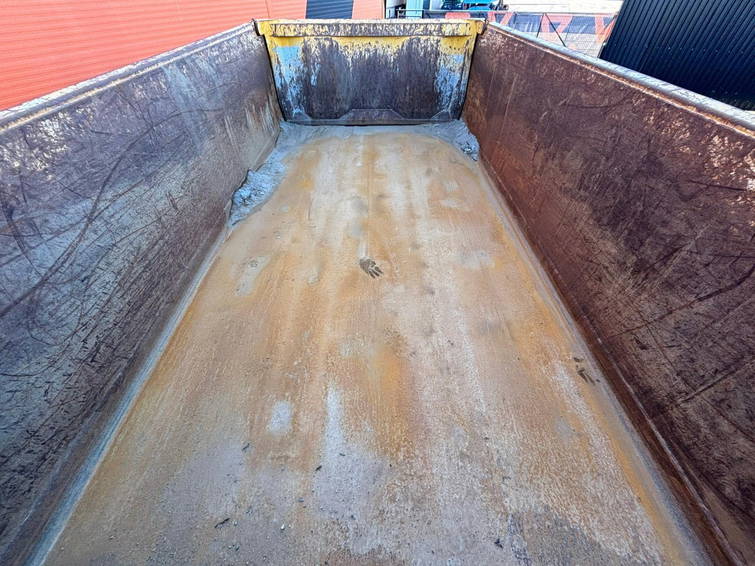 MAN TGS 28.500 6x44 BOX L4957 mm 12
