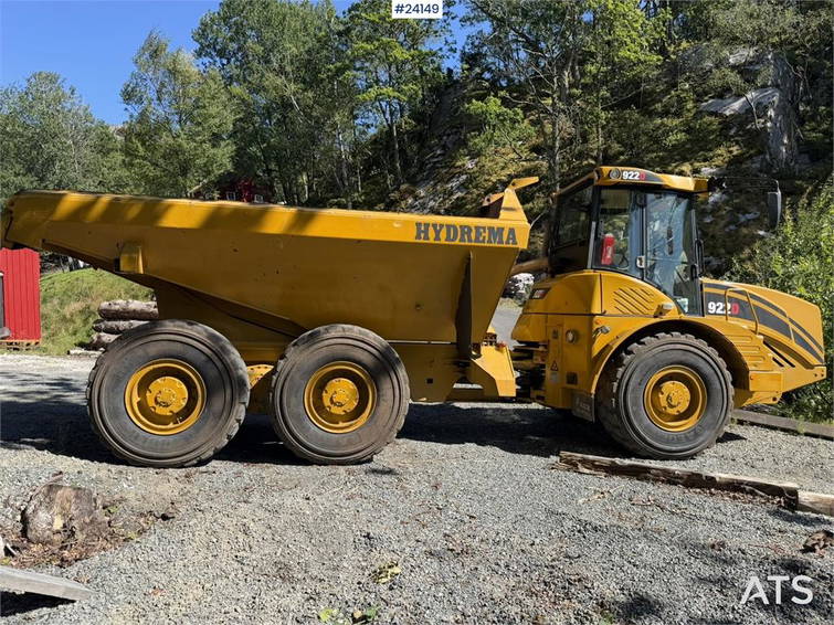 Hydrema 922D dumper with white plates 7