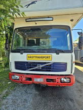 Volvo FL 6 4 x Horses 6 x Beds