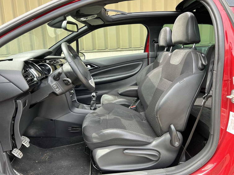Citroën DS3 Cabrio 1.2 VTi Chic 8
