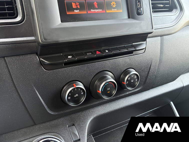 Renault Master T35 2.3 dCi 135 L2H2 Airco Bluetooth Sensoren Radio 16