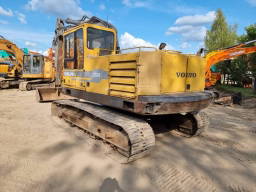 Volvo EC200