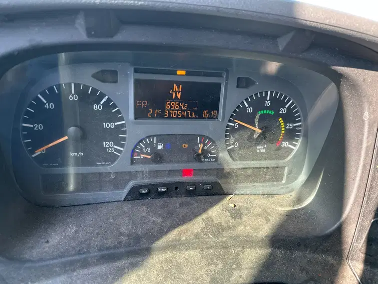 Mercedes-Benz Atego 1018 2
