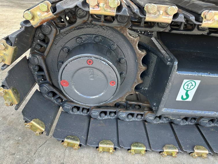 Komatsu PC60 -8 17
