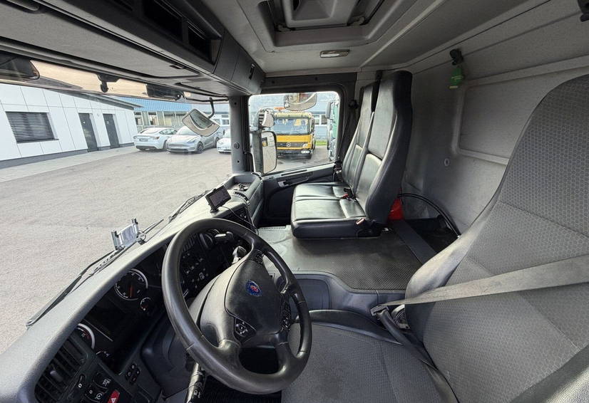Scania P320 LBW 8