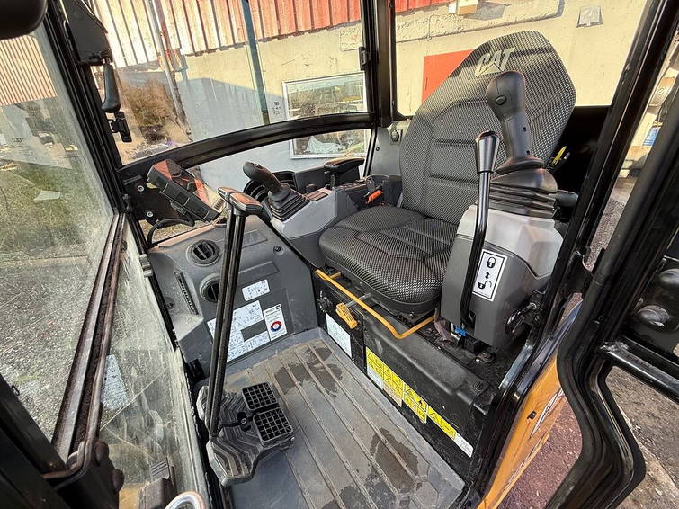 Caterpillar 301.8 20