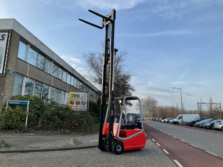 BT C3E150 1500KG 5.00Meter Heftruck 11