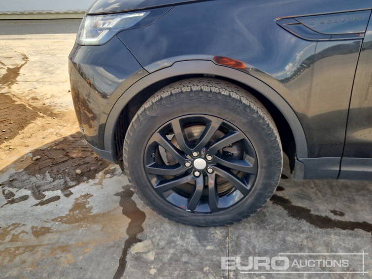 Land Rover Discovery 9