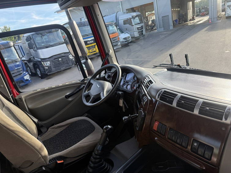 DAF CF 85.460 6x4 / Swiss-Vehicle 16