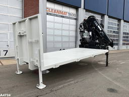 Hiab Laadplateau met 14 Tonmeter laadkraan