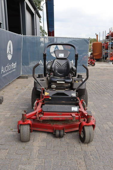 Toro Z Master Professional 7000 Series 8