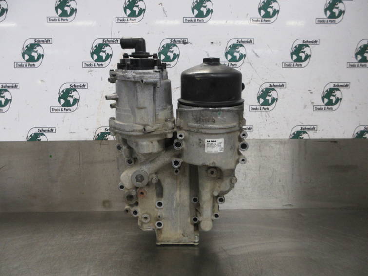 MAN 51.05000-7205 Oliefiltermodulen MAN 18.520 Euro 1