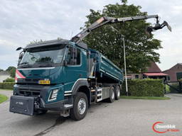 Volvo FMX 370 6x6 Euro 6 with 2-sided tipper and HMF 1643 Z2 crane, 6x6 Euro 6 met 2 zijden kipper en HMF 1643 Z2 kraan