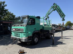 Volvo FM 12.420 4X4 Kran MKG 300 bis 24 Meter
