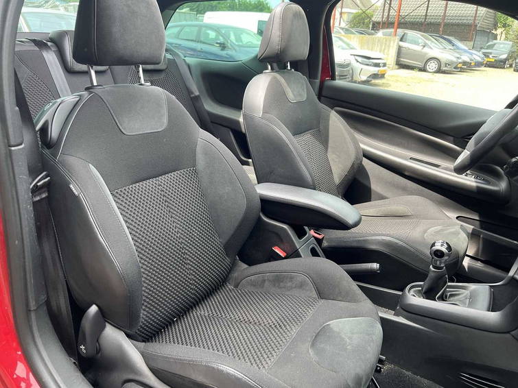 Citroën DS3 Cabrio 1.2 VTi Chic 25