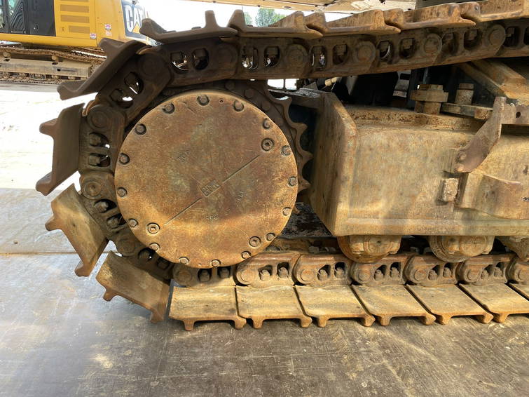 Komatsu PC490LC-10 14