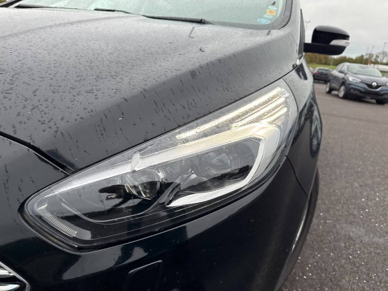 Ford S-Max 2.0 EcoBoost 241PS Titanium | 82621 Titanium 2