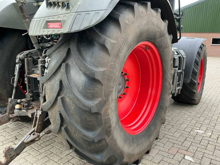 Fendt 933 16