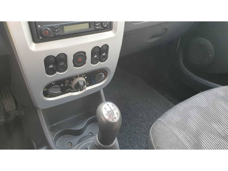 Dacia Sandero 1.2 Lauréate 7