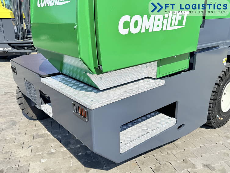 Combilift C5000SL | LPG | Triplex 5500 MM | Fork Positioner | Full Free Lift | NEW Tyres | Heating + AIR Conditioning | FullY Serviced | Excellent Condition 11