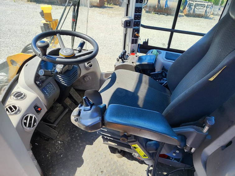 Volvo L70H 5