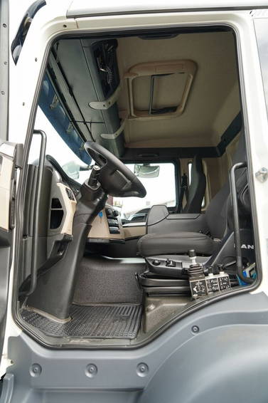 MAN TGS 35.420 25