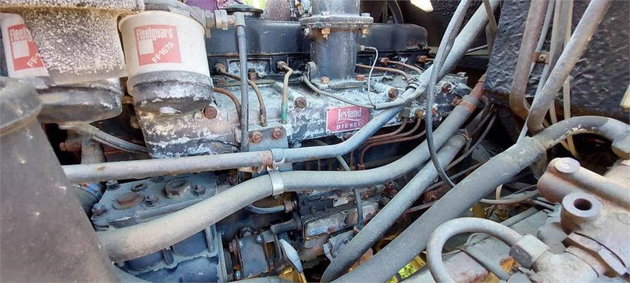 Sisu Kontio-Sisu painehuuhteluauto 21