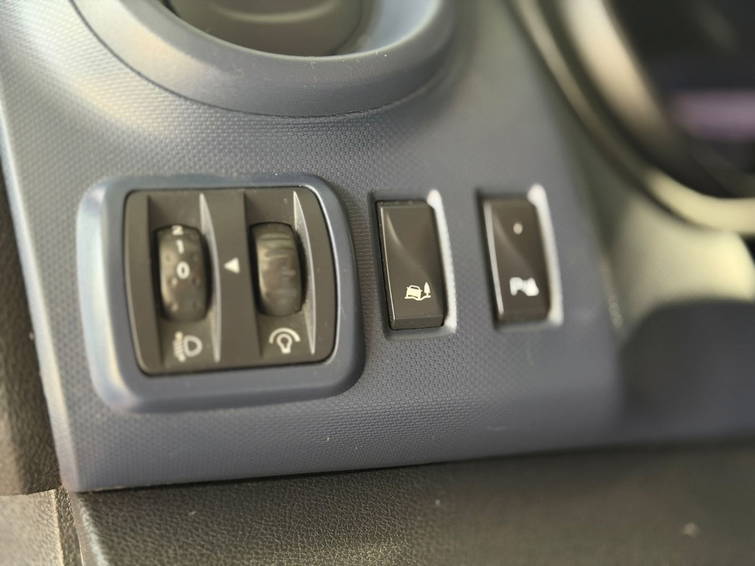 Opel Vivaro B Kasten L1H1KlimaTempomatRcamAHK 15