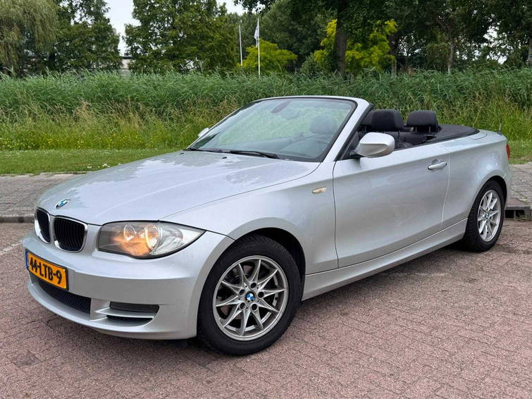 BMW 1-serie Cabrio 118i High Executive 1