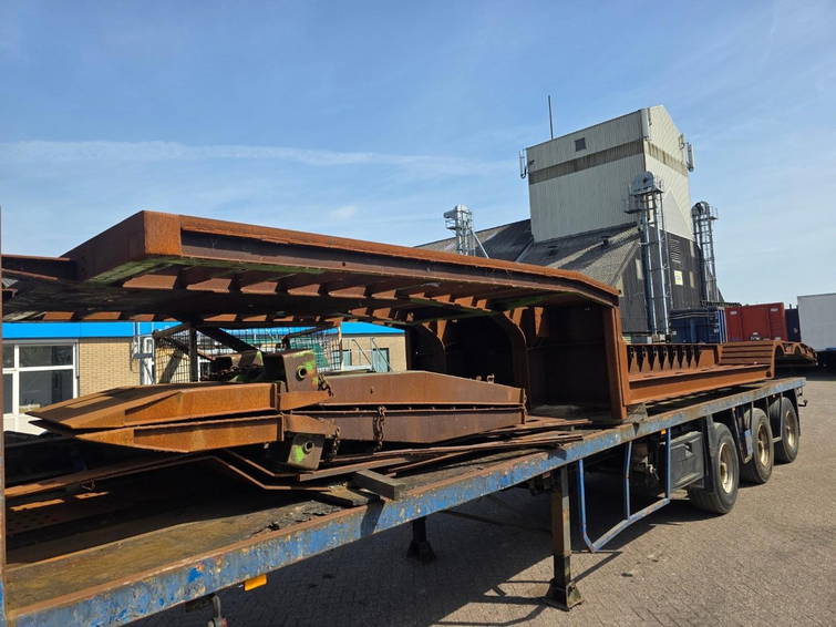 Diversen Low loader body Unbranded Low loader body 2-Axle Low Loader Chassis Air Suspension Base for Bodywork Export 2