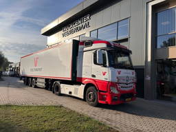 Mercedes-Benz Actros 1842