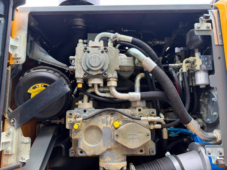 Liebherr LH30 M 12