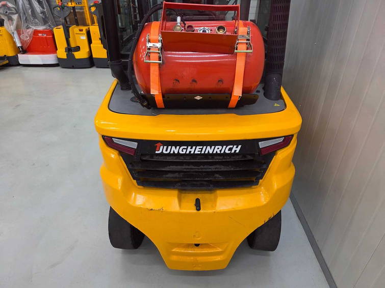 Jungheinrich TFG 430S 6