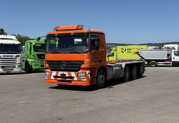 Mercedes-Benz Actros 3248