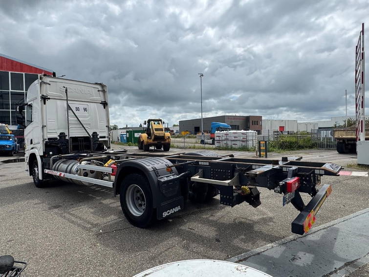 Scania R410 4X2 LNG Euro 6 + Retarder - BDF Chassis 6