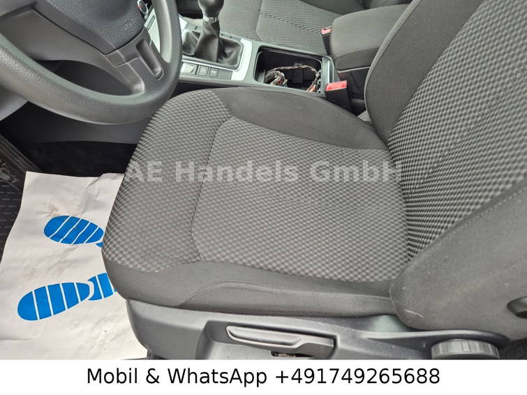 Volkswagen Passat 2.0 Variant Trendline BlueMotion Klima 18