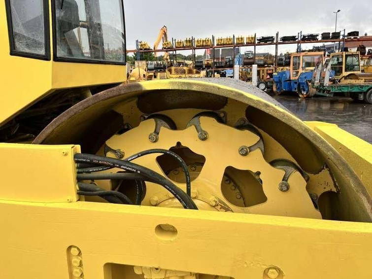 Bomag BW 216 D-3 12