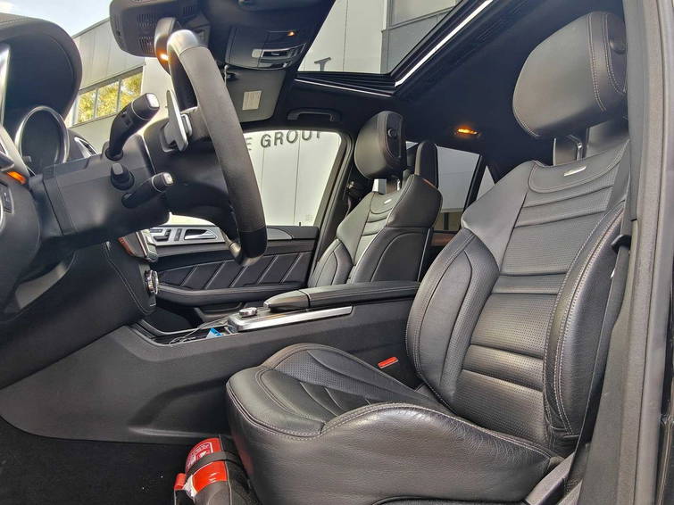 Mercedes-Benz M-klasse AMG 63 Perfor. Pack. 22