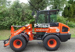 Kubota R070
