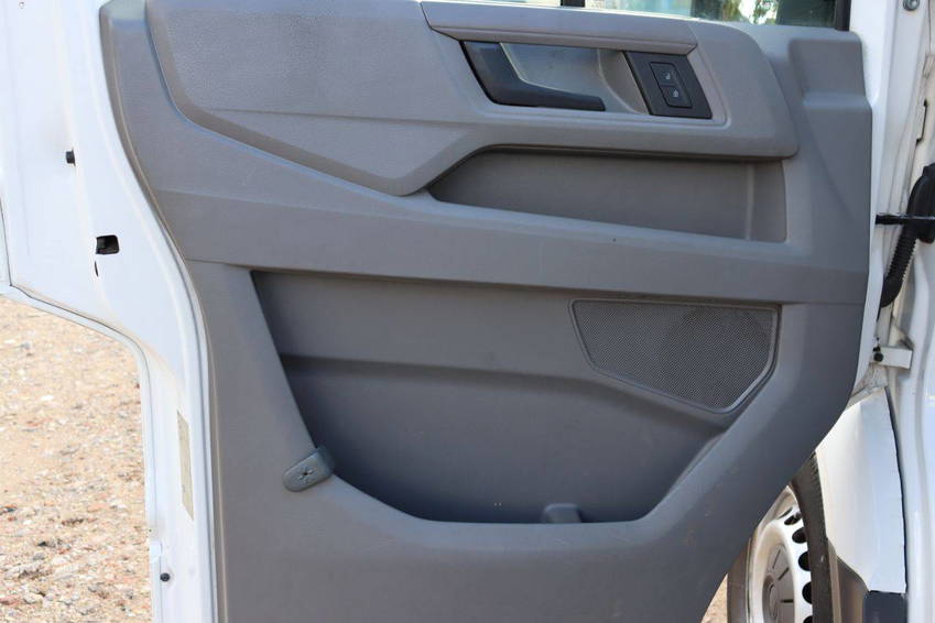 Volkswagen Crafter 29