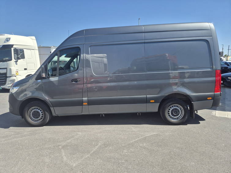 Mercedes-Benz Sprinter 317 CDI 2