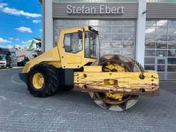Bomag BW 225 D-3 / 2001 / nur 3.824h / Variocontrol