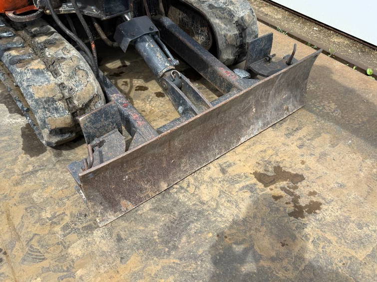 Kubota U17 -3 - Hydr. Undercarriage / Hammer Lines 18