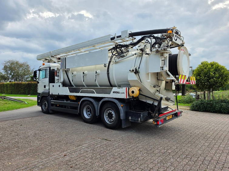 MAN TGS 28,470 Krollcombi K14.0/28P 89,000 km and 2,292 PTO hours 7